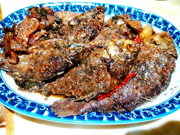 Cá diếc kho chuẩn của làng Vũ Đại