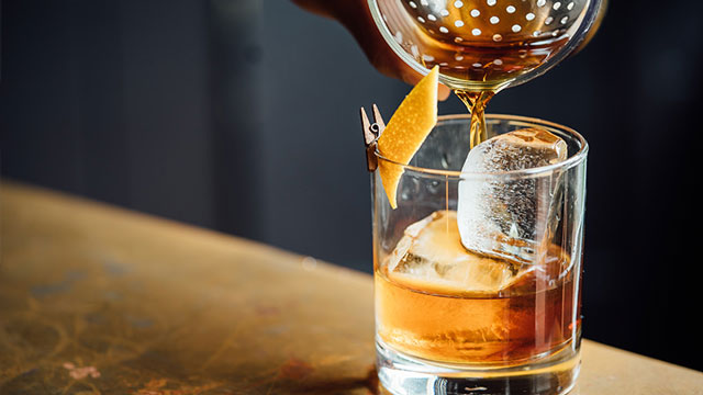 Rượu Lào Black Lion3