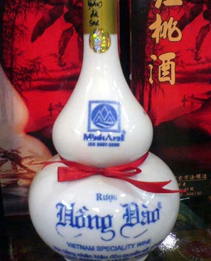 Rượu hồng đào hồ lô1