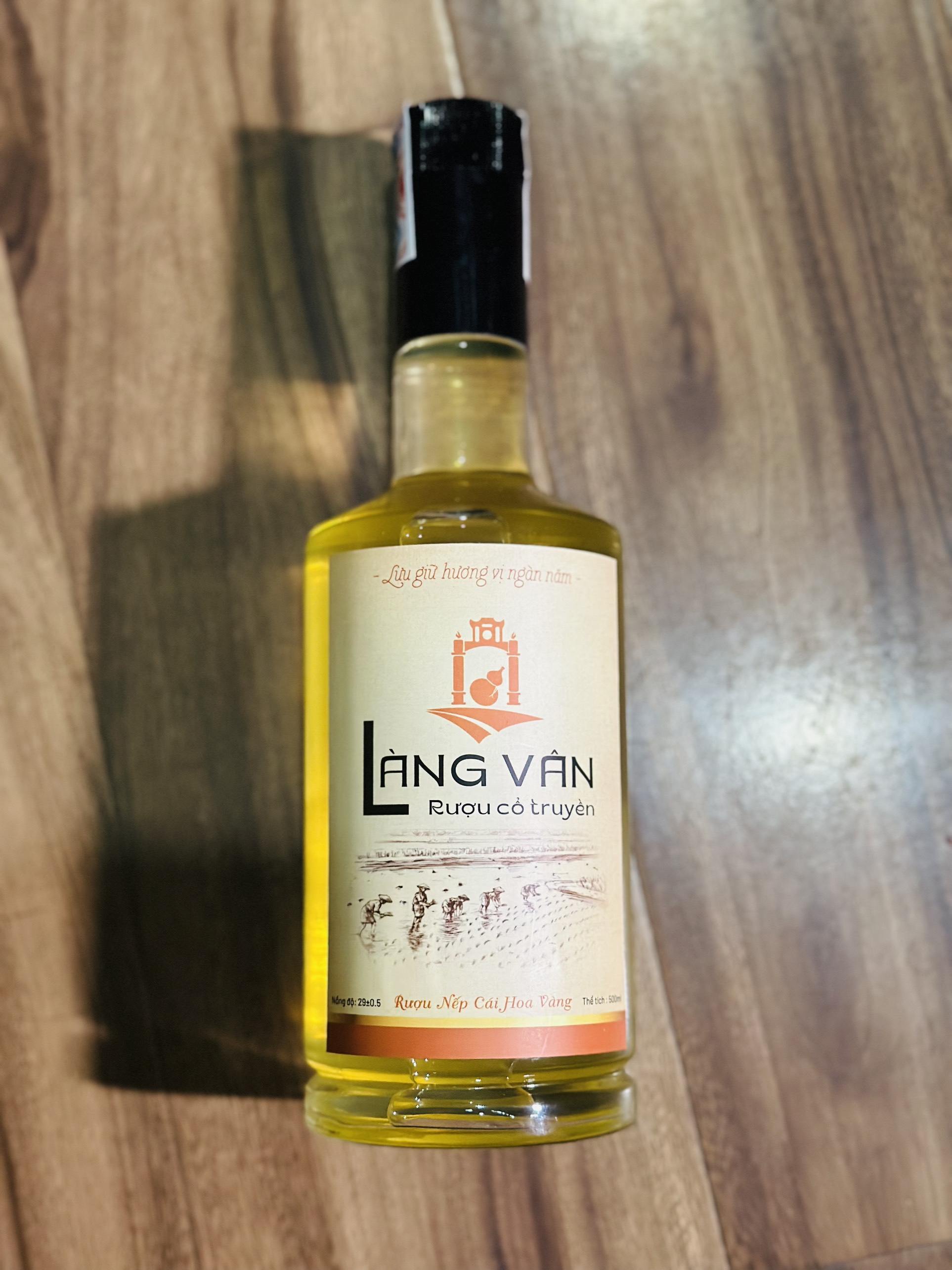 ruou lang van chai lun