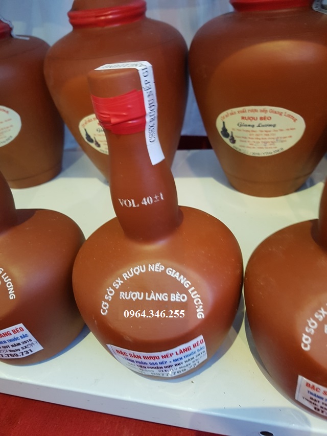 bình rượu làng bèo 