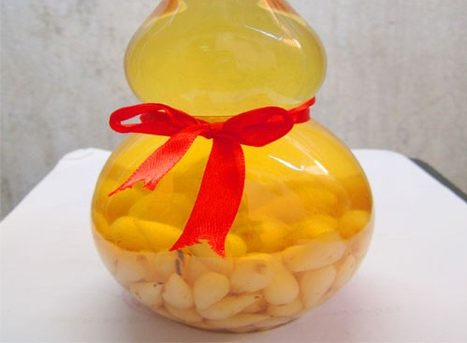 Bất ngờ trước lợi ích khi uống rượu tỏi